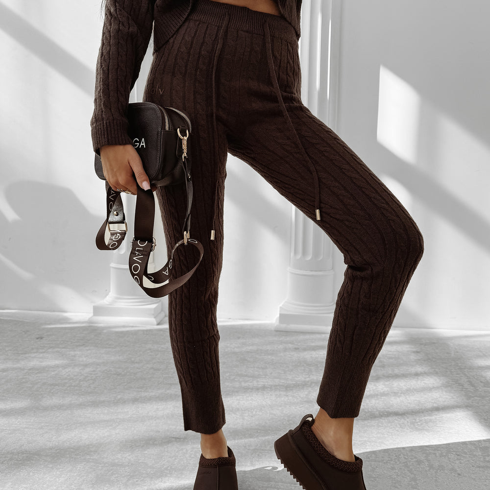 
                      
                        OLIA women's set chocolate
                      
                    